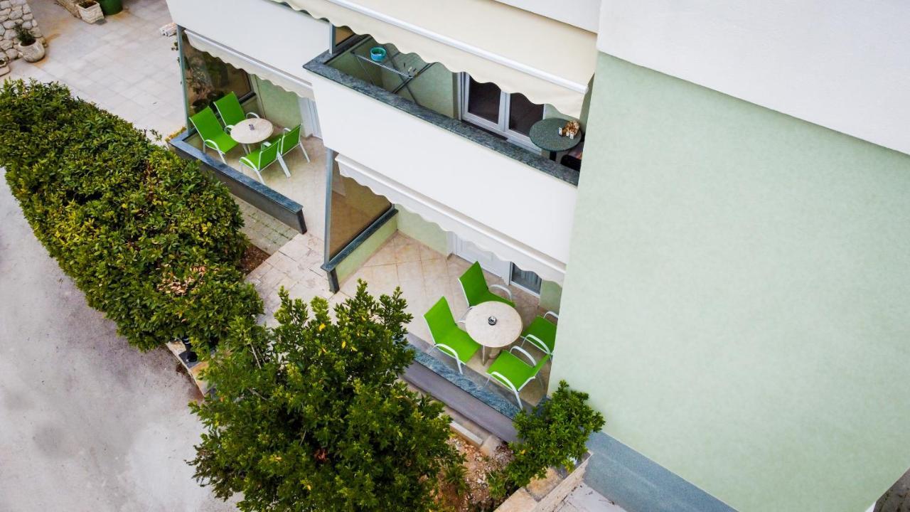 Locus Apartments Петрчане Экстерьер фото