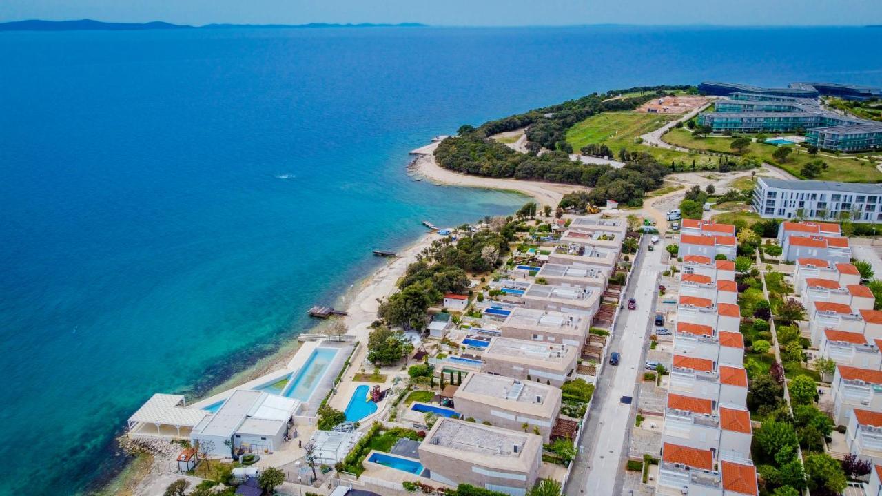 Locus Apartments Петрчане Экстерьер фото