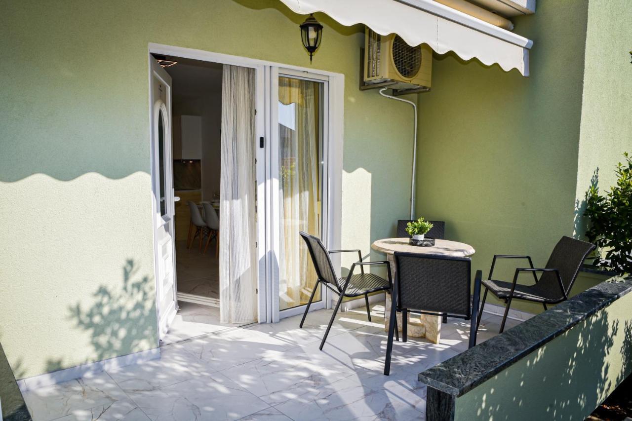 Locus Apartments Петрчане Экстерьер фото