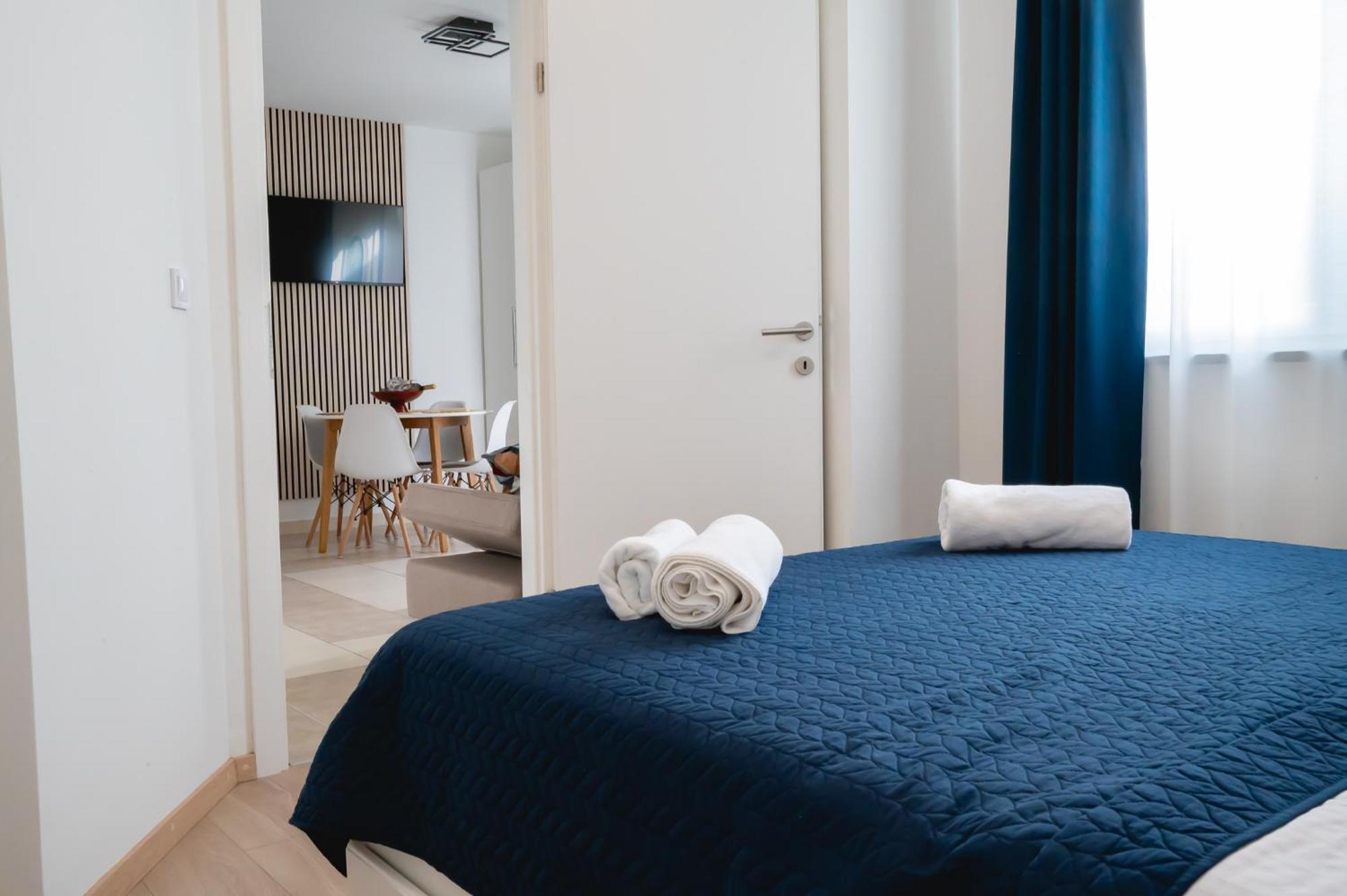 Locus Apartments Петрчане Экстерьер фото