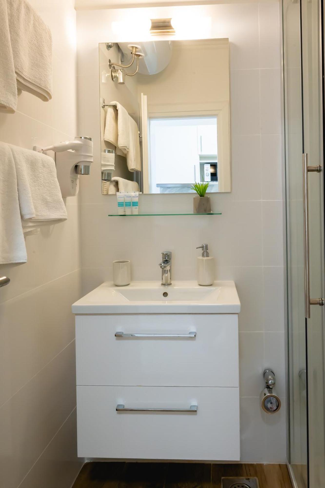 Locus Apartments Петрчане Экстерьер фото