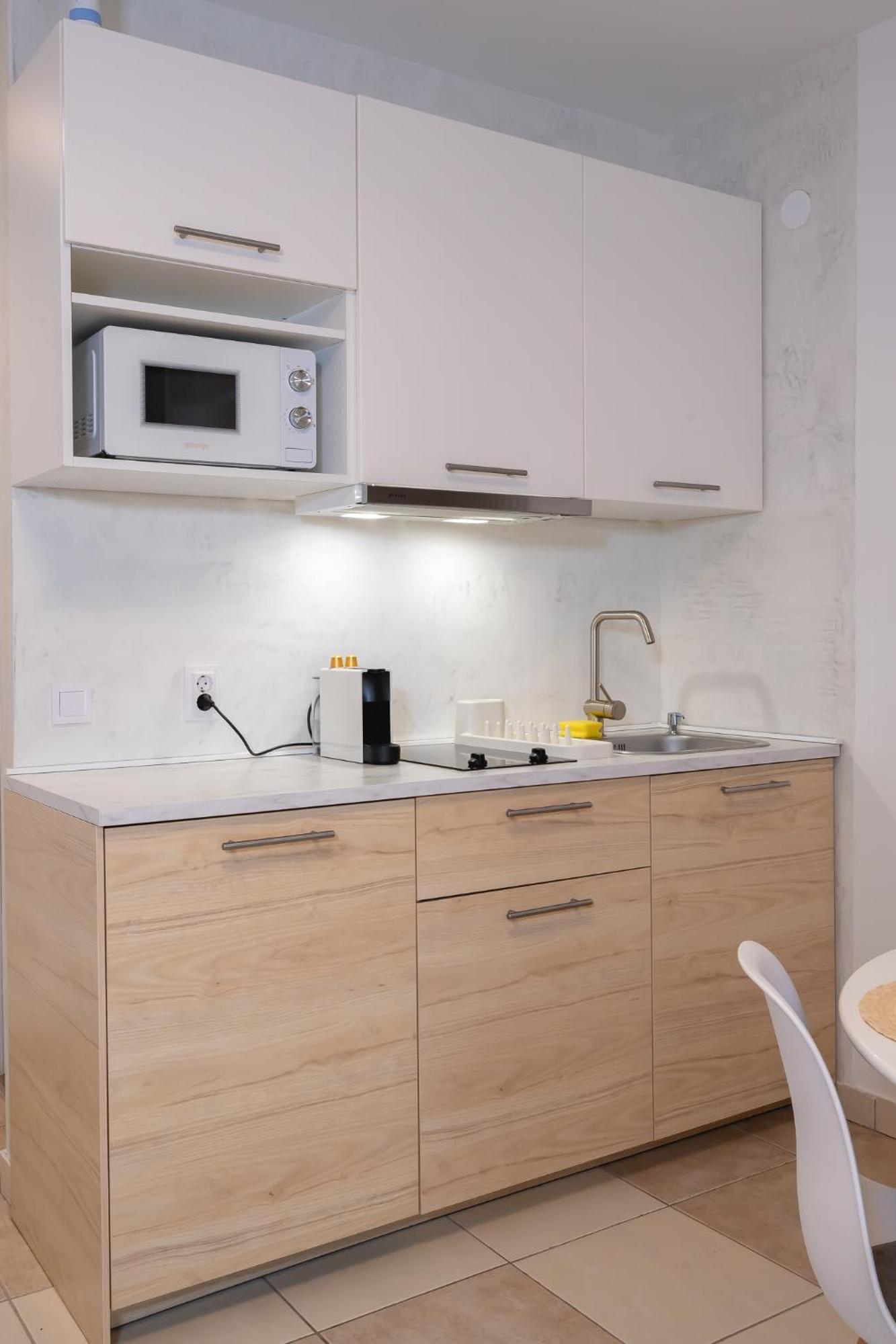 Locus Apartments Петрчане Экстерьер фото